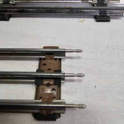 027, O Gauge Sectional Track & More ( W-JS)