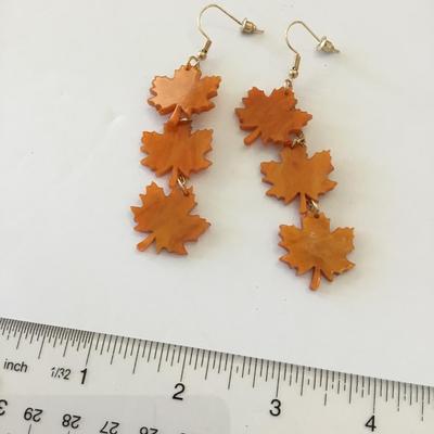 Cute fall leaf earrings
