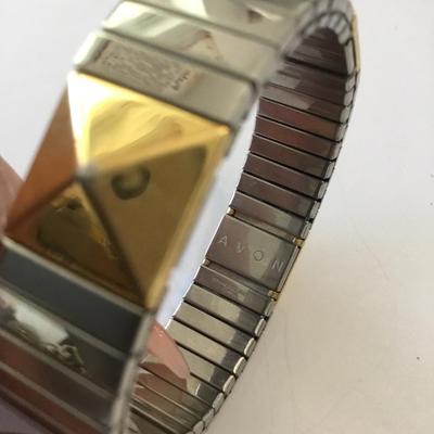 Vintage Avon stretch bracelet