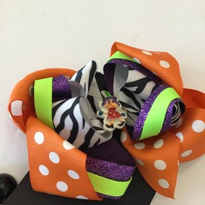Cute Halloween statement, necklace and hair bow