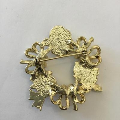 Cute Christmas brooch
