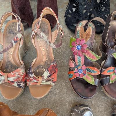 Ladies' shoes size 6