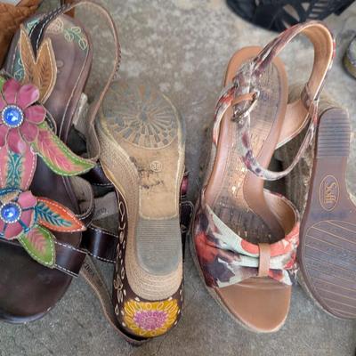 Ladies' shoes size 6