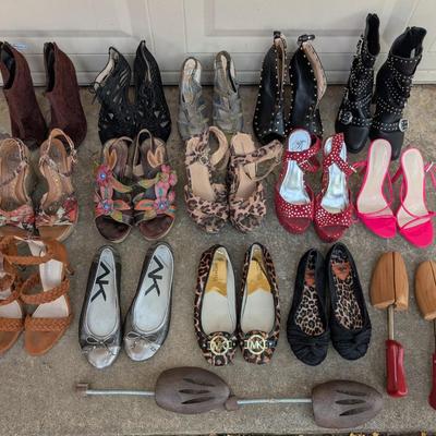 Ladies' shoes size 6