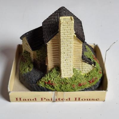 LOT 67X: Four Hand Painted Porcelain Country Cottage Houses from 1980's Little Village Collection Series