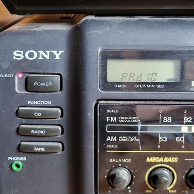 LOT 74X: Pair of Vintage Radios Including Sony Cassette Tape Boombox and G&E Alarm Clock Radio