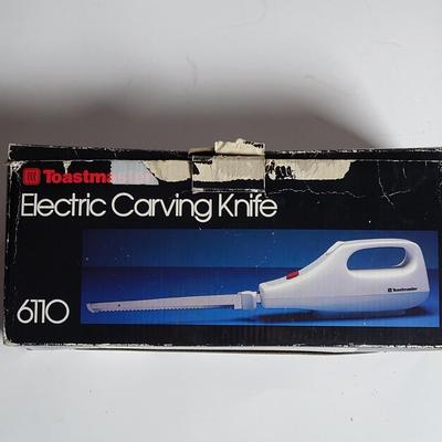 LOT 77L: Vintage Appliance Lot Including Black & Decker Power Mixer, Electric Carving Knife and More