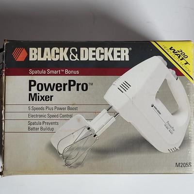 LOT 77L: Vintage Appliance Lot Including Black & Decker Power Mixer, Electric Carving Knife and More