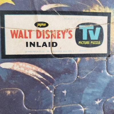 LOT 81X: Vintage Disney Collection; Mickey Mouse Club, Walt Disney World & More
