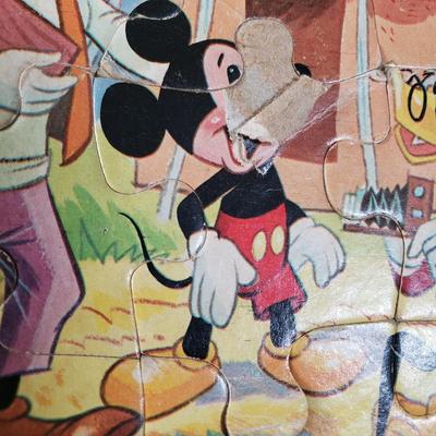 LOT 81X: Vintage Disney Collection; Mickey Mouse Club, Walt Disney World & More