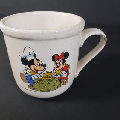 LOT 81X: Vintage Disney Collection; Mickey Mouse Club, Walt Disney World & More