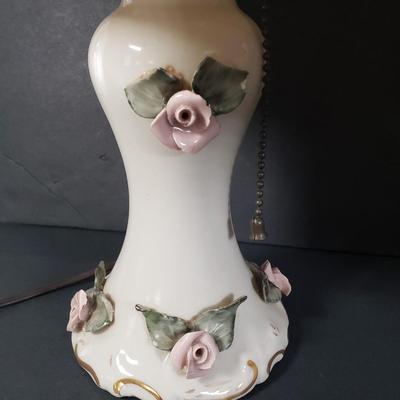 LOT 84X: Vintage Cherry Blossom Bed Tray, Pair of Floral Ceramic Table Lamps & Rolls of Vintage Floral Wallpaper
