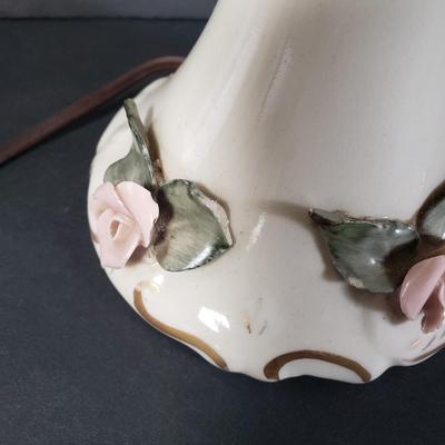 LOT 84X: Vintage Cherry Blossom Bed Tray, Pair of Floral Ceramic Table Lamps & Rolls of Vintage Floral Wallpaper