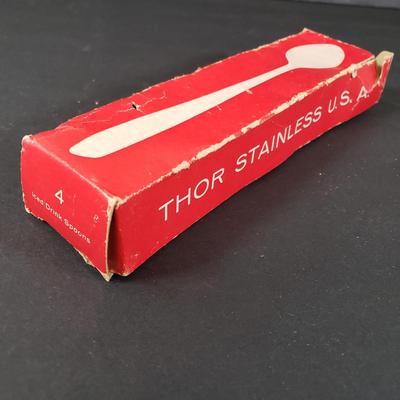 LOT 86: Thor Starlet Starburst Pattern Flatware Stainless Steel