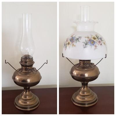 LOT 87X: Antique Brass Rayo Oil Lamp with Glass Shade
