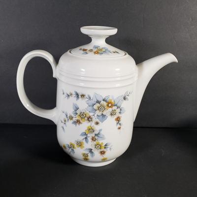 LOT 93D: Mitterteich Bavaria Germany Tea Set