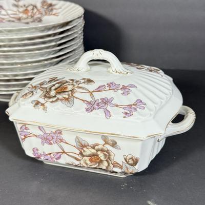 LOT 103D: Antique / Vintage Bavarian Porcelain Marx & Gutherz China Dishes