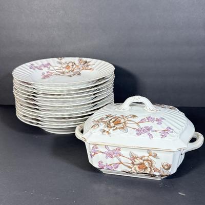LOT 103D: Antique / Vintage Bavarian Porcelain Marx & Gutherz China Dishes