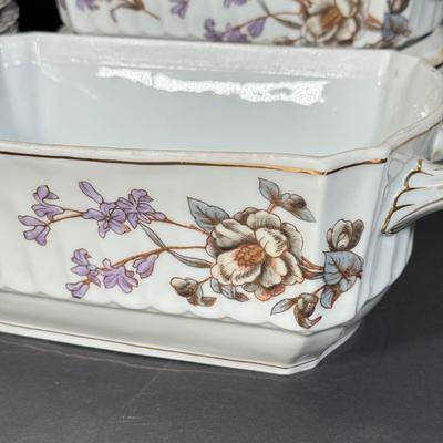 LOT 104D: Antique / Vintage Bavarian Porcelain Marx & Gutherz China Dishes
