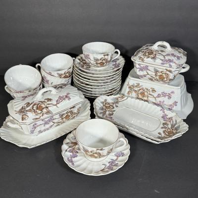 LOT 105D: Antique / Vintage Bavarian Porcelain Marx & Gutherz China Dishes