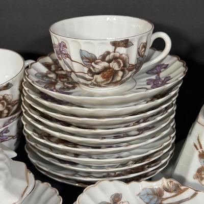 LOT 105D: Antique / Vintage Bavarian Porcelain Marx & Gutherz China Dishes
