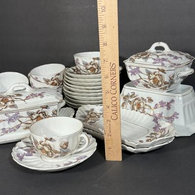 LOT 105D: Antique / Vintage Bavarian Porcelain Marx & Gutherz China Dishes