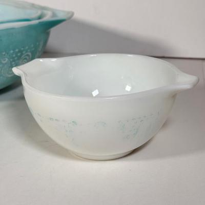 LOT 106D: 1960s MCM Inland Glass Around the Clock Atomic Snowflake Casserole Dish w/ Collection of Pyrex & More: Gold Pinecone...