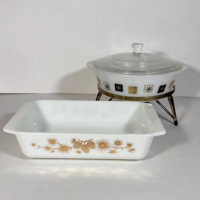 LOT 106D: 1960s MCM Inland Glass Around the Clock Atomic Snowflake Casserole Dish w/ Collection of Pyrex & More: Gold Pinecone...
