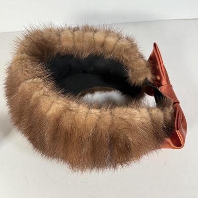 LOT 112D: Gorgeous Vintage Mink Fur Hat w/ Bow & Matching Screwback Earrings