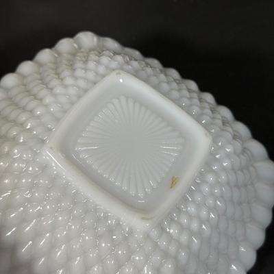 LOT 114K: Floral Glass Platter & Vintage Milk Glass Collection