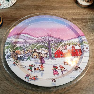 LOT 131X: Huge Assortment of Vintage Christmas Decor