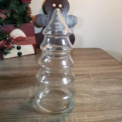 LOT 135X: Vintage Christmas Indoor & Outdoor Decor