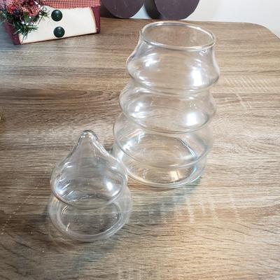 LOT 135X: Vintage Christmas Indoor & Outdoor Decor