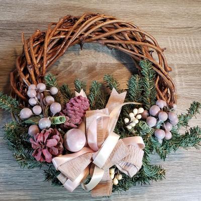 LOT 135X: Vintage Christmas Indoor & Outdoor Decor