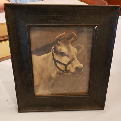 LOT 136D: Antique Frames and Assorted New & Used Frames