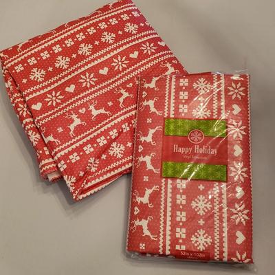 LOT 137L: Huge Lot of Vintage Tablecloths for Every Occasion & Holiday Kitchen Towels