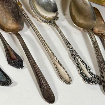 LOT 141D: Tarnish Proof Flatware Box w/ Collection of Silverplated Flatware