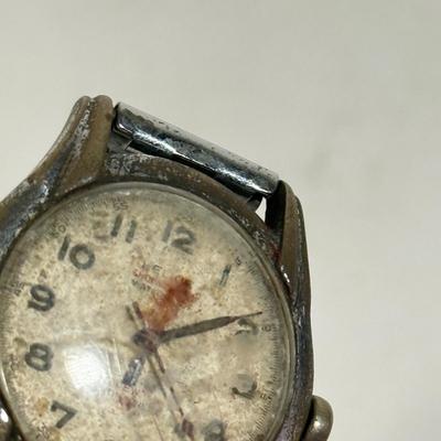 LOT 145D: Vintage Men's Watches: Timex w/ Box, Bulova & Helios