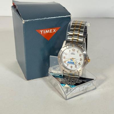 LOT 145D: Vintage Men's Watches: Timex w/ Box, Bulova & Helios