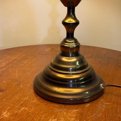 LOT 147B: Vintage Colonial Furniture by Baumritter Lazy Susan Rotating Table w/ Working Brass Lamp