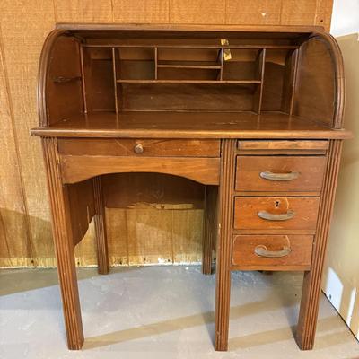 LOT 148B: Vintage Desk Perfect for Upcycling!
