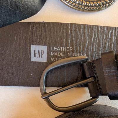 Ladies' belts