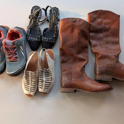 Ladies' shoes