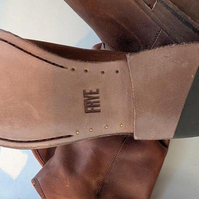 Ladies' shoes