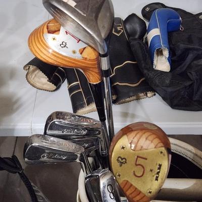Sale Photo Thumbnail #264: Vintage golf clubs and bags included
Multiple brands and all in good condition