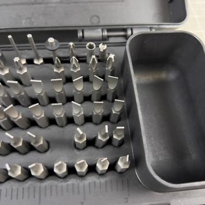 Gun Smithing Screw Driver Set Appears to be new in the Box 89 Pieces. 