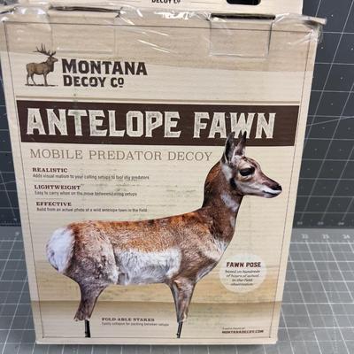 Antelope Decoy, 2 Decoy Stands