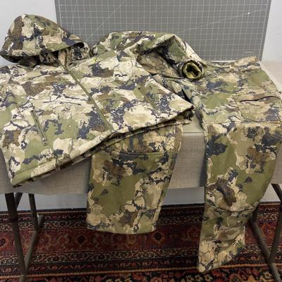 King's Camo Coat (L) Pants (42) 