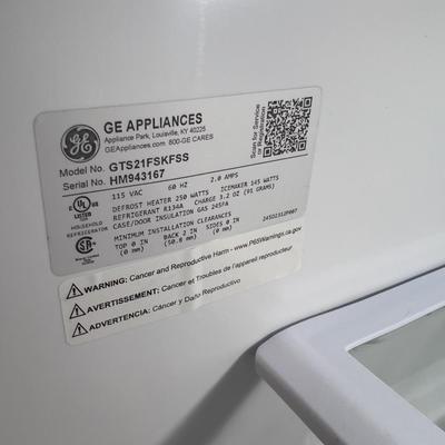 GE Refrigerator Stainless 