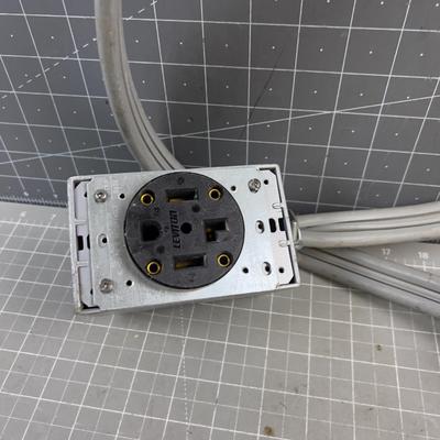 220 Pigtail 3-prong to 4-prong 